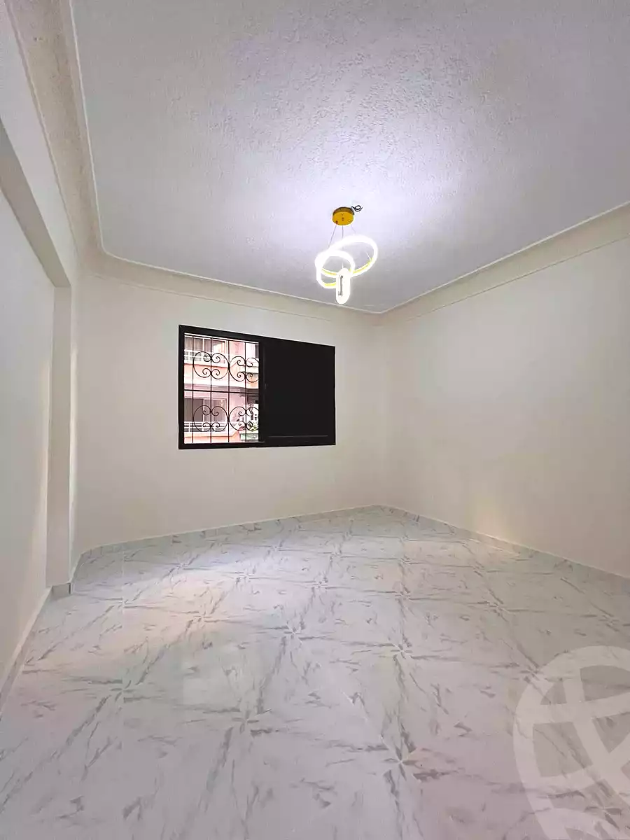 https://aqarmap.com.eg/en/listing/7312742-for-sale-alexandria-al-agamy-shataa-el-nakheel