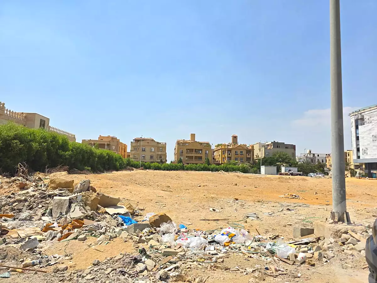 https://aqarmap.com.eg/en/listing/7312881-for-sale-cairo-new-cairo-first-settlement-mhwr-mstfy-kml