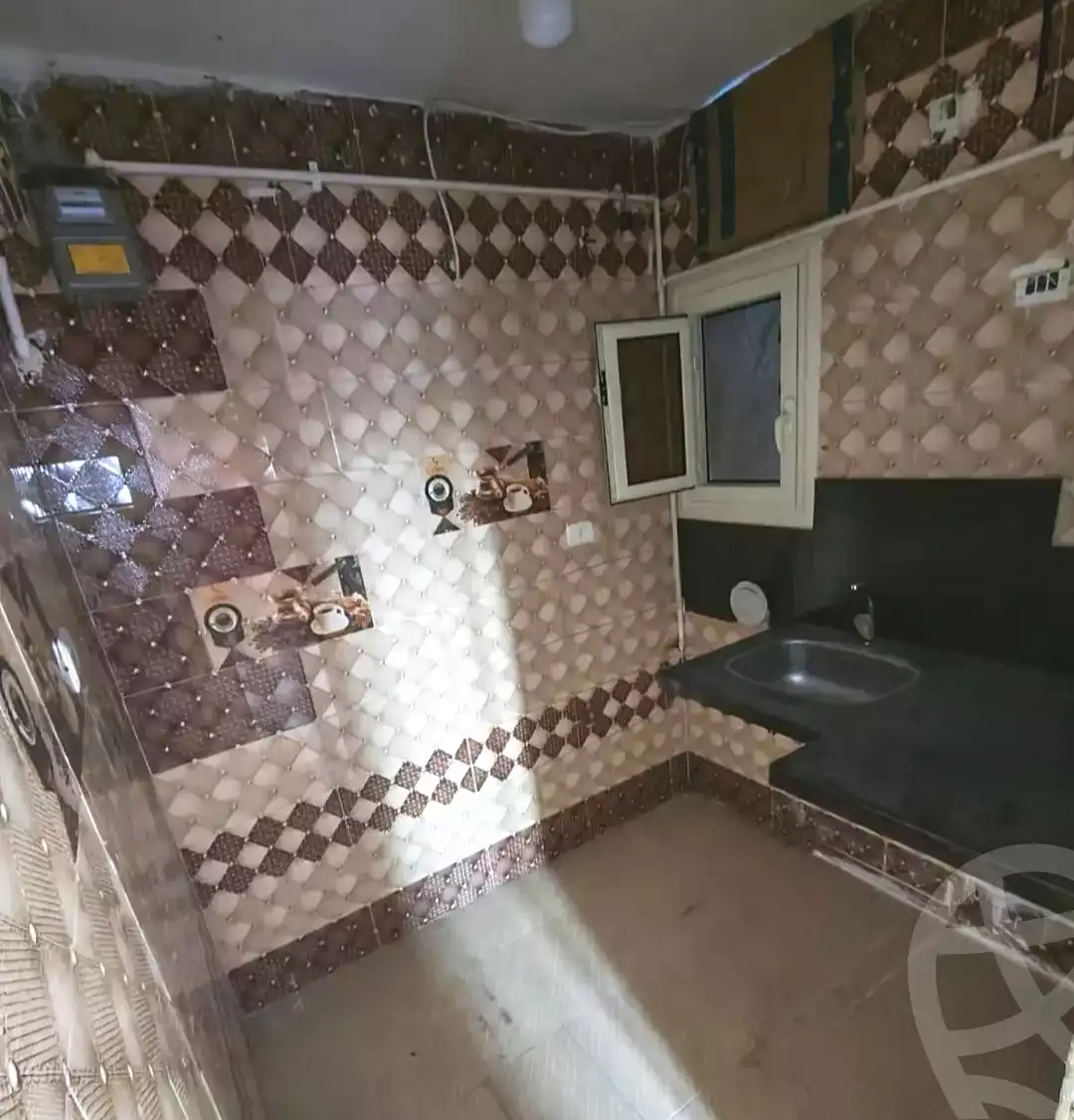 https://aqarmap.com.eg/ar/listing/7313000-for-sale-alexandria-al-agamy-el-hanouvel
