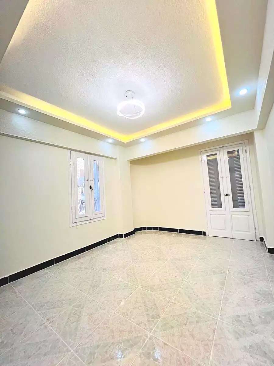 https://aqarmap.com.eg/ar/listing/7313070-for-sale-alexandria-al-agamy-shataa-el-nakheel
