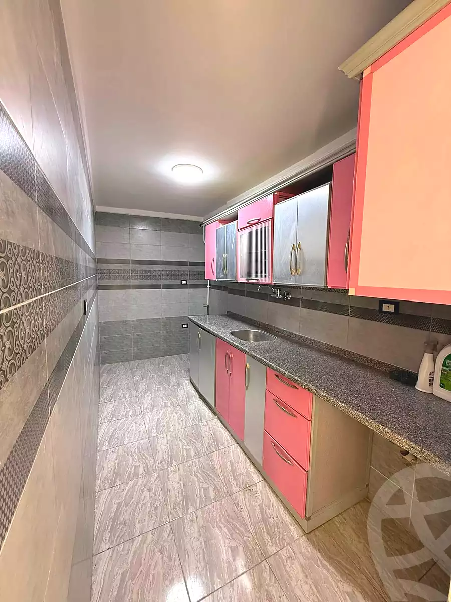https://aqarmap.com.eg/ar/listing/7313113-for-sale-alexandria-el-asafra-l-sfr-bhry