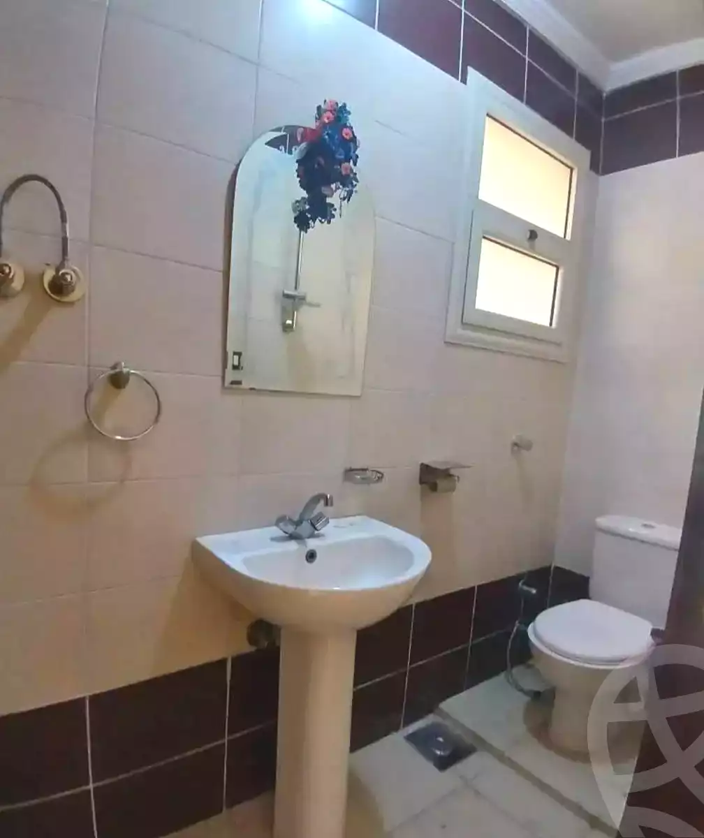 https://aqarmap.com.eg/en/listing/7313112-for-rent-alexandria-lsywf-shamaa