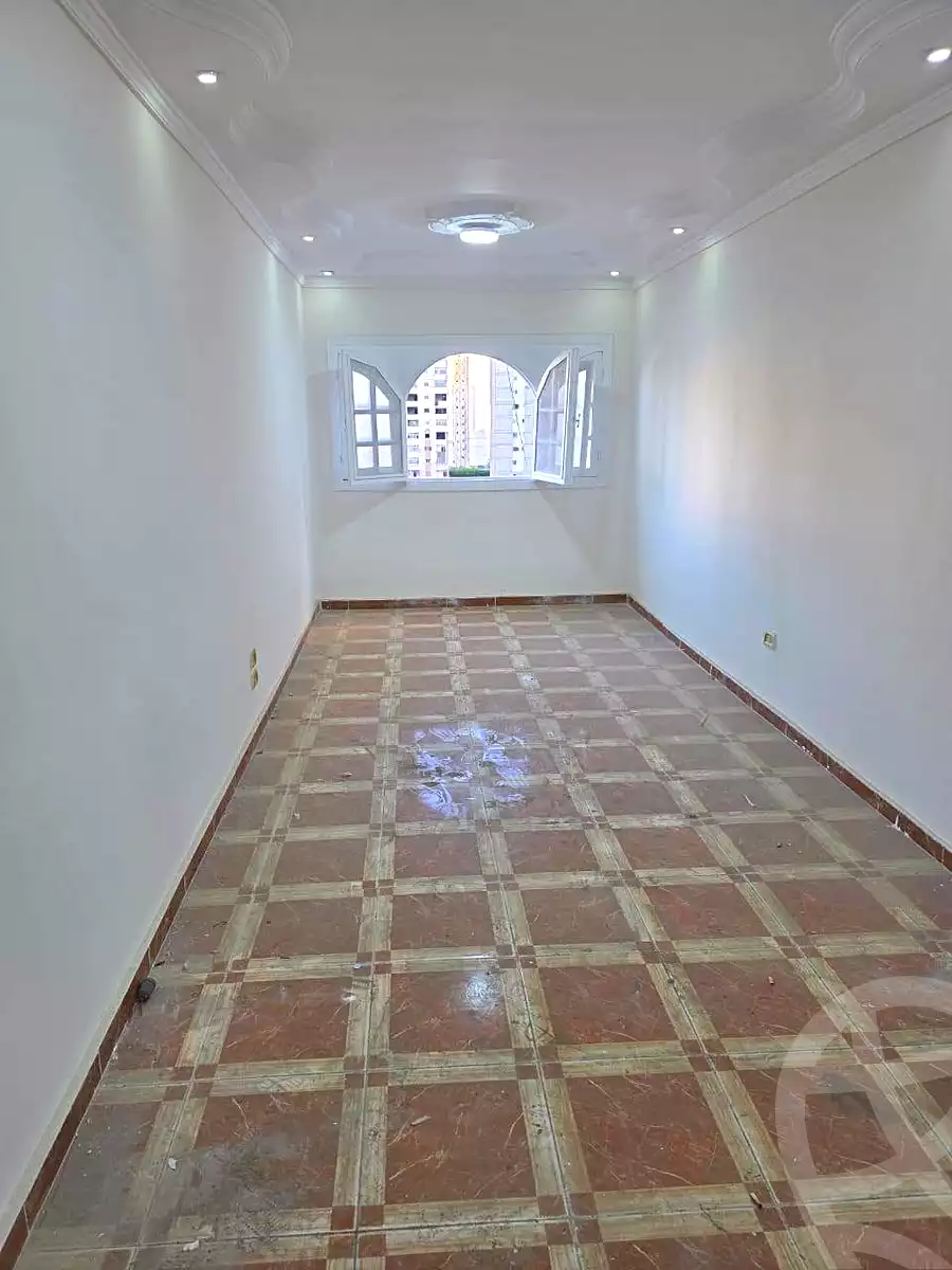 https://aqarmap.com.eg/en/listing/7313206-for-sale-alexandria-new-miami-street-16