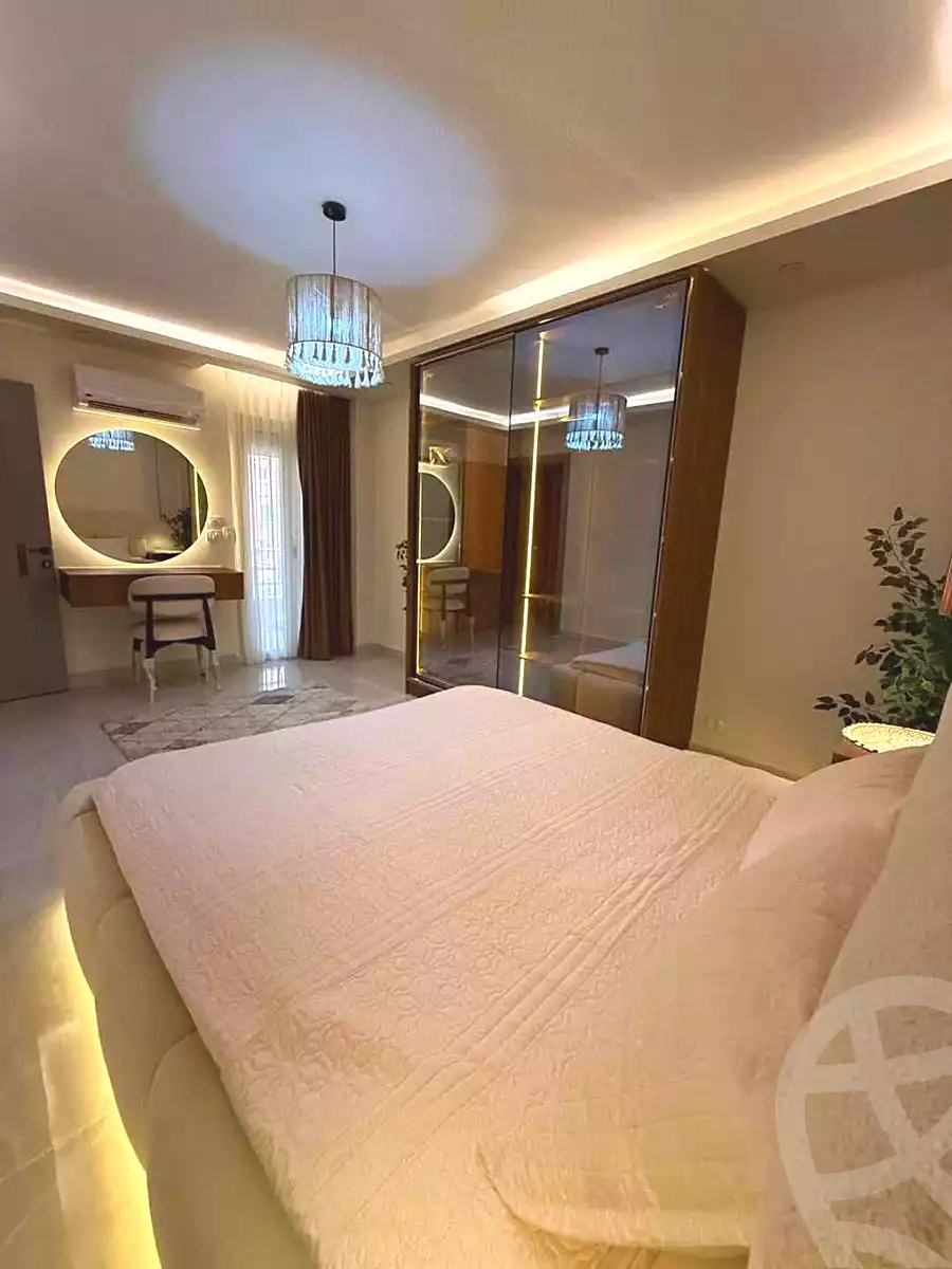 https://aqarmap.com.eg/ar/listing/7313229-for-sale-cairo-new-cairo-compounds-mwntn-fyw-y-syty-mountain-park-mountain-view-icity
