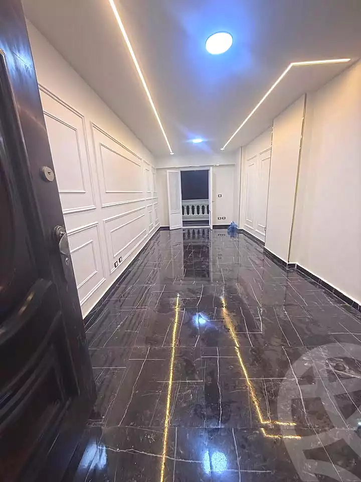 https://aqarmap.com.eg/ar/listing/7313389-for-sale-alexandria-sydy-bshr-sydy-bshr-bhry-street-16