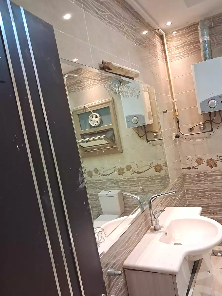 https://aqarmap.com.eg/en/listing/7313390-for-sale-cairo-new-cairo-gharb-arabila-doctor-hani-maher-st