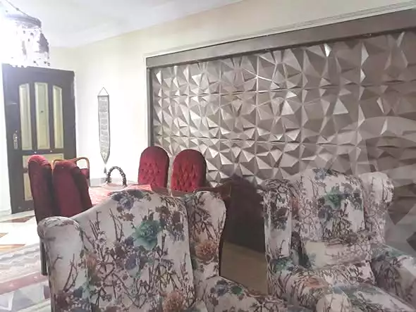 https://aqarmap.com.eg/ar/listing/7313399-for-sale-alexandria-el-asafra-l-sfr-bhry