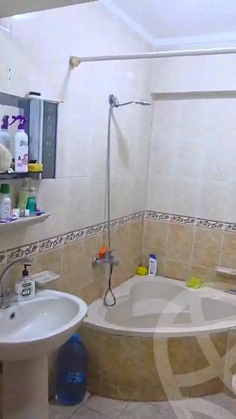https://aqarmap.com.eg/en/listing/7313452-for-sale-alexandria-sydy-bshr