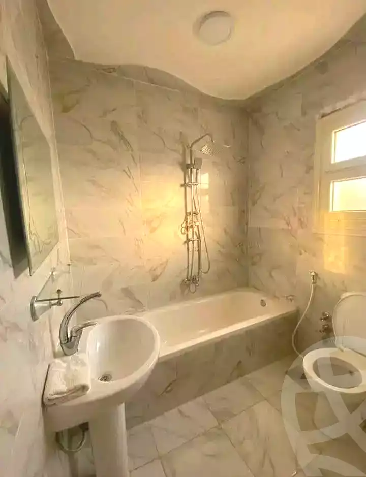 https://aqarmap.com.eg/en/listing/7314084-for-sale-alexandria-al-agamy-el-hanouvel-amin-eshak-st