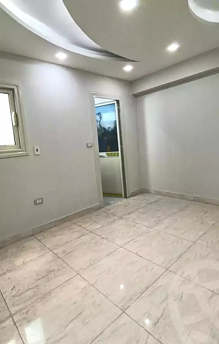 https://aqarmap.com.eg/ar/listing/7314158-for-sale-alexandria-al-agamy-lbytsh-el-reyad-st