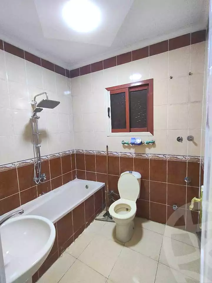 https://aqarmap.com.eg/ar/listing/7314330-for-sale-alexandria-al-agamy-el-hanouvel-al-haded-we-al-soulb-st