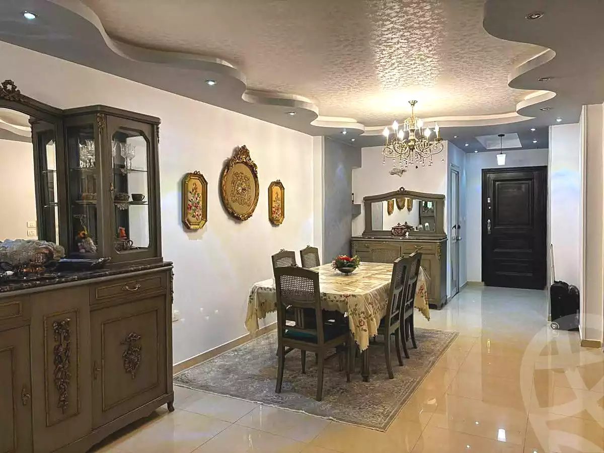 https://aqarmap.com.eg/ar/listing/7314582-for-sale-cairo-helwan-mostafa-fahmy-st