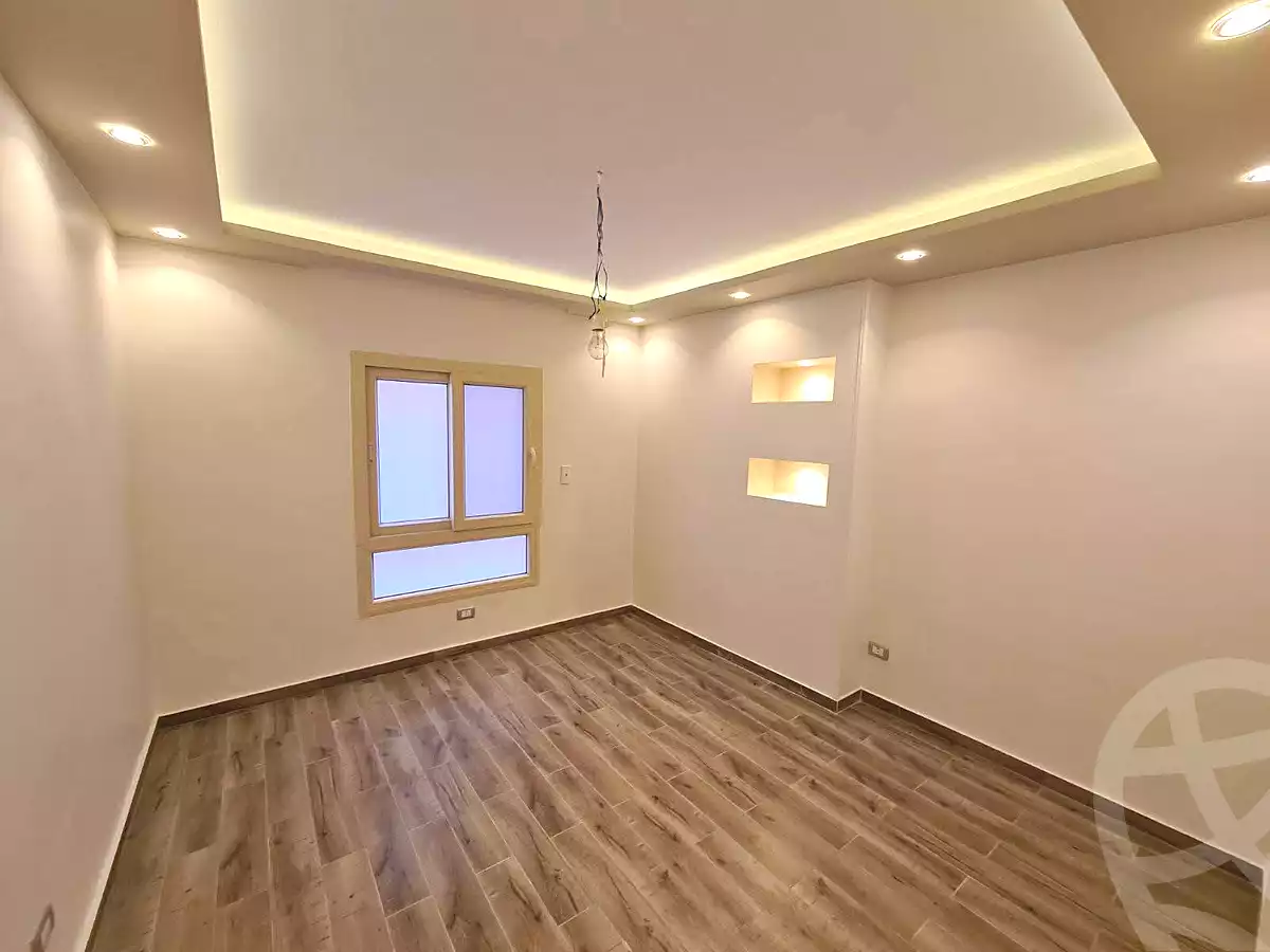 https://aqarmap.com.eg/en/listing/7315133-for-rent-alexandria-el-montazah-compounds-in-el-montazah-royal-plaza-compound-al-halawany