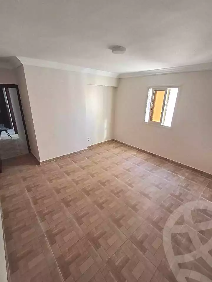https://aqarmap.com.eg/en/listing/7315324-for-sale-alexandria-el-asafra-hasan-kamel-st