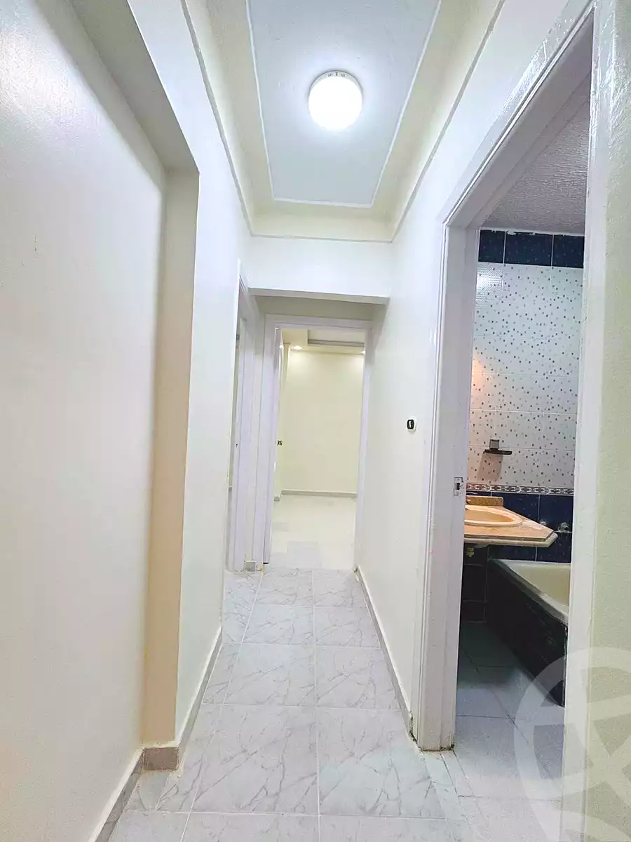https://aqarmap.com.eg/ar/listing/7315758-for-sale-alexandria-al-agamy-shataa-el-nakheel-no-8-st