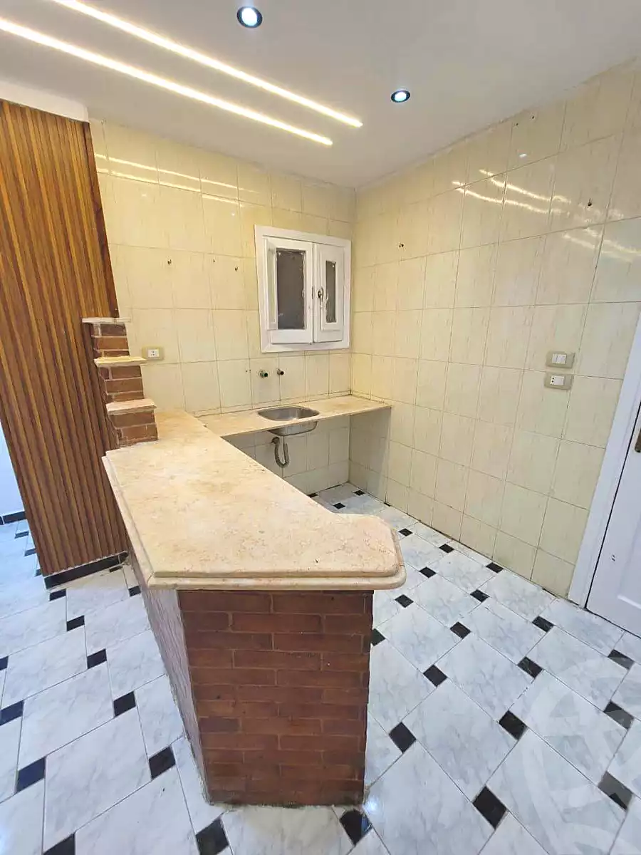 https://aqarmap.com.eg/ar/listing/7315806-for-sale-alexandria-al-agamy-shataa-el-nakheel