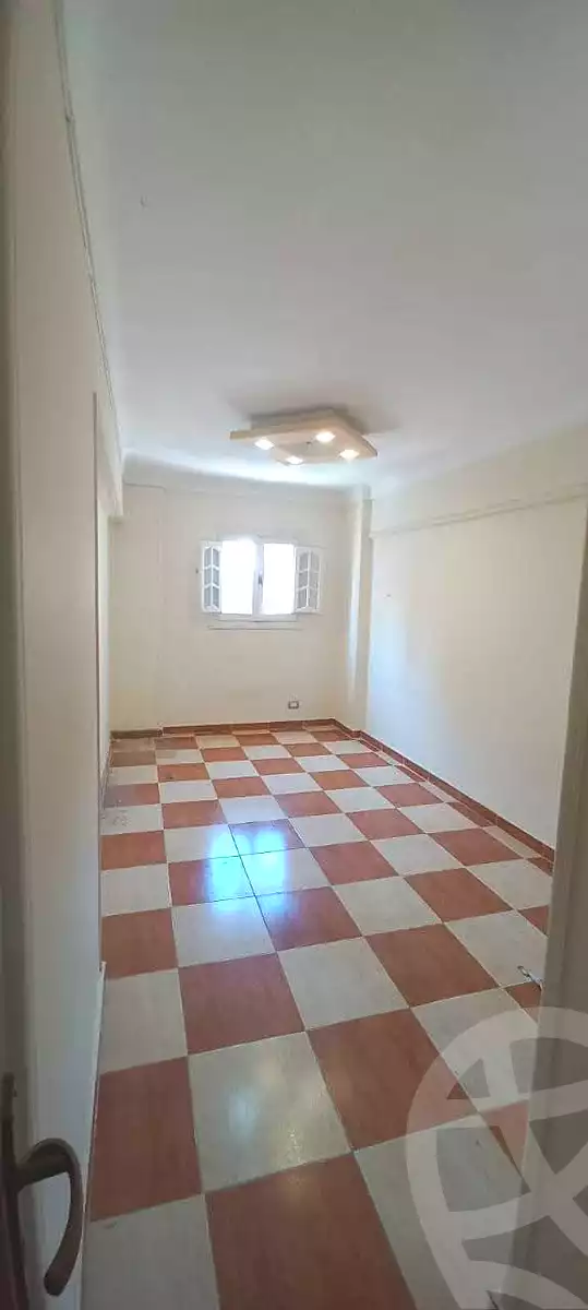 https://aqarmap.com.eg/ar/listing/7315855-for-sale-alexandria-miami-45-street