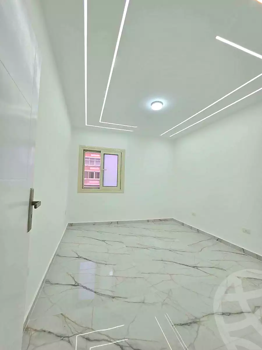 https://aqarmap.com.eg/en/listing/7315910-for-sale-alexandria-miami-mahmoud-el-isawy-st