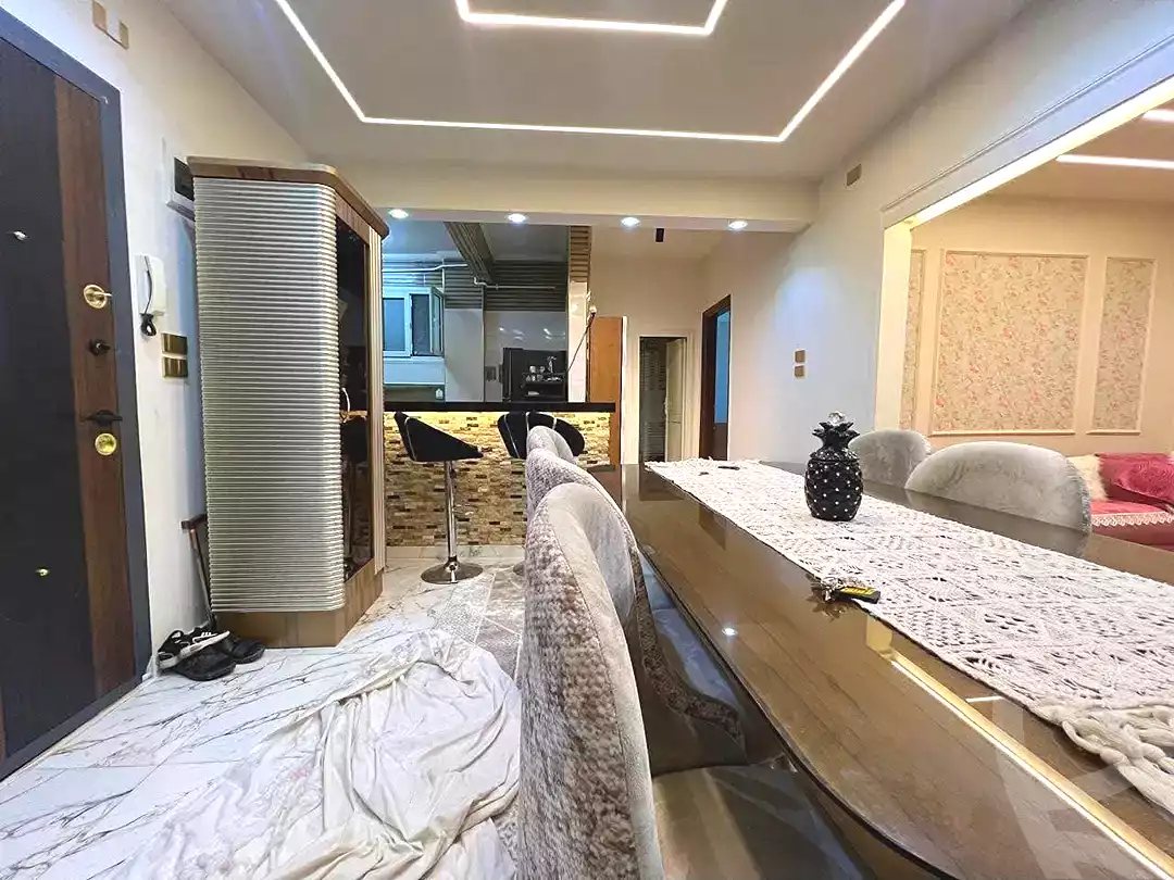 https://aqarmap.com.eg/ar/listing/7316127-for-sale-alexandria-ganaklis
