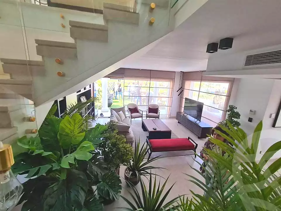 https://aqarmap.com.eg/ar/listing/7316283-for-sale-cairo-new-cairo-compounds-mountain-view1-1-compound