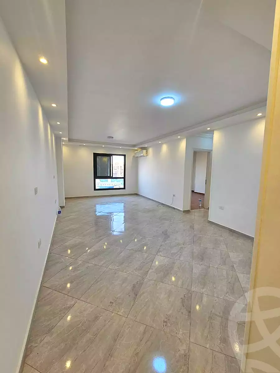 https://aqarmap.com.eg/en/listing/7317125-for-rent-cairo-el-maadi-compounds-rayhanah-plaza