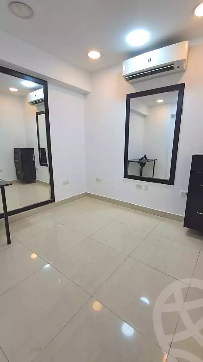 https://aqarmap.com.eg/ar/listing/7317162-for-rent-cairo-el-maadi-zahraa-el-maadi-shr-krfwr-lryysy