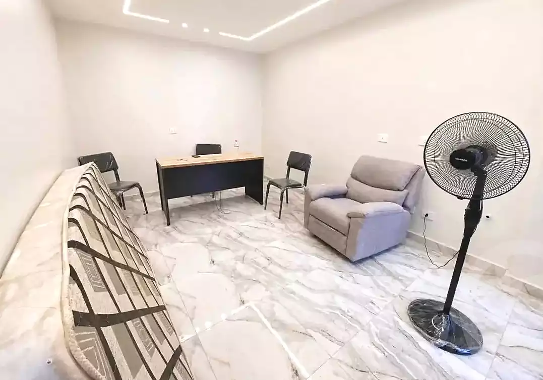 https://aqarmap.com.eg/en/listing/7317200-for-sale-alexandria-ganaklis-shr-bw-qyr-tryq-lhry