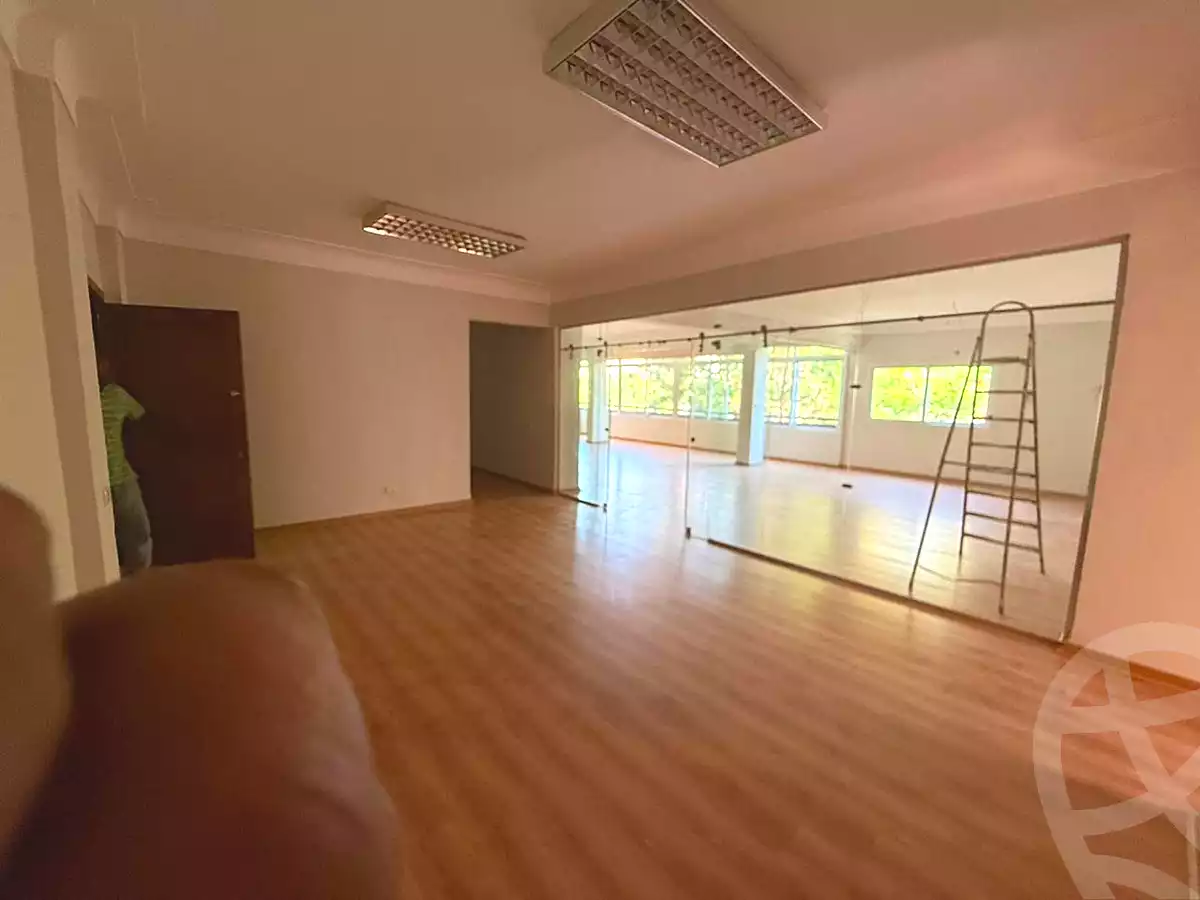 https://aqarmap.com.eg/en/listing/7317213-for-rent-cairo-el-maadi-sarayat-el-maadi-street-20