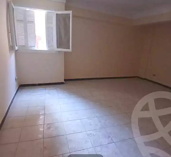 https://aqarmap.com.eg/en/listing/7317292-for-sale-alexandria-al-agamy-el-hanouvel-al-haded-we-al-soulb-st