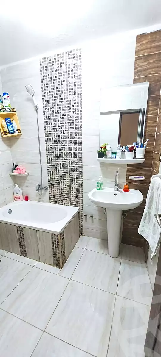 https://aqarmap.com.eg/ar/listing/7317400-for-sale-cairo-el-zaytun-hadayek-el-zayton-el-zaytoun-st