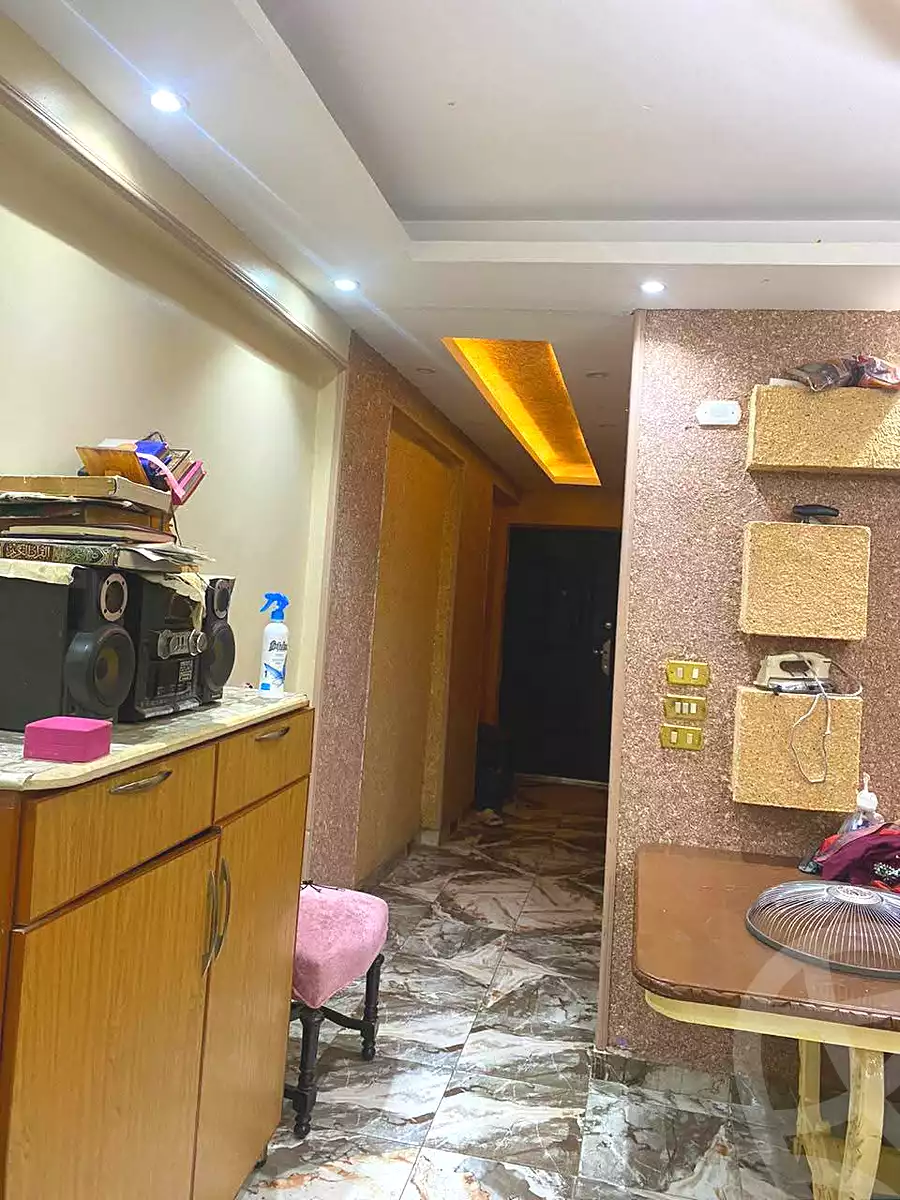 https://aqarmap.com.eg/en/listing/7317412-for-sale-cairo-helwan-el-shareaa-el-sharby-st