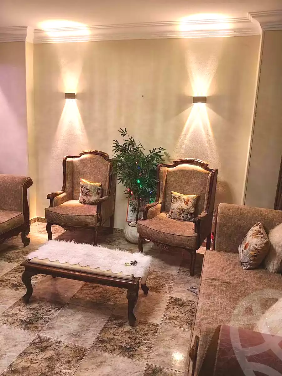https://aqarmap.com.eg/en/listing/7317422-for-sale-cairo-helwan-hadayek-helwan-nile-corniche-st