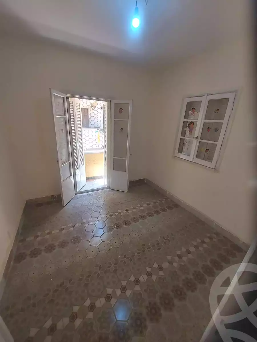 https://aqarmap.com.eg/en/listing/7317423-for-sale-cairo-helwan-helwan-el-sharkeya-ismael-kamel-st