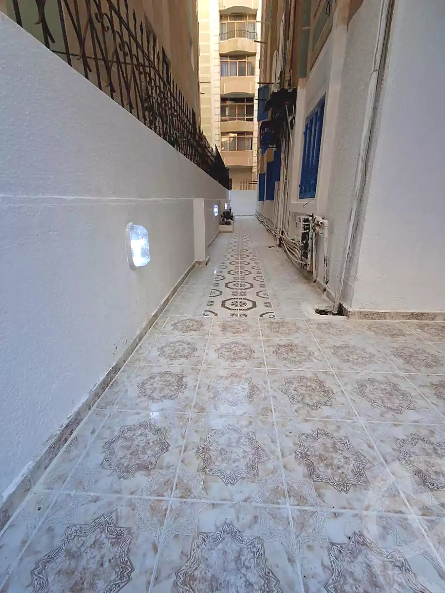 https://aqarmap.com.eg/ar/listing/7317438-for-sale-alexandria-al-agamy-shataa-el-nakheel
