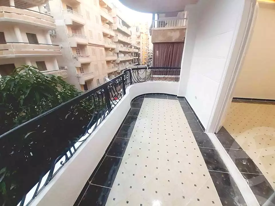 https://aqarmap.com.eg/ar/listing/7318061-for-sale-alexandria-al-agamy-shataa-el-nakheel