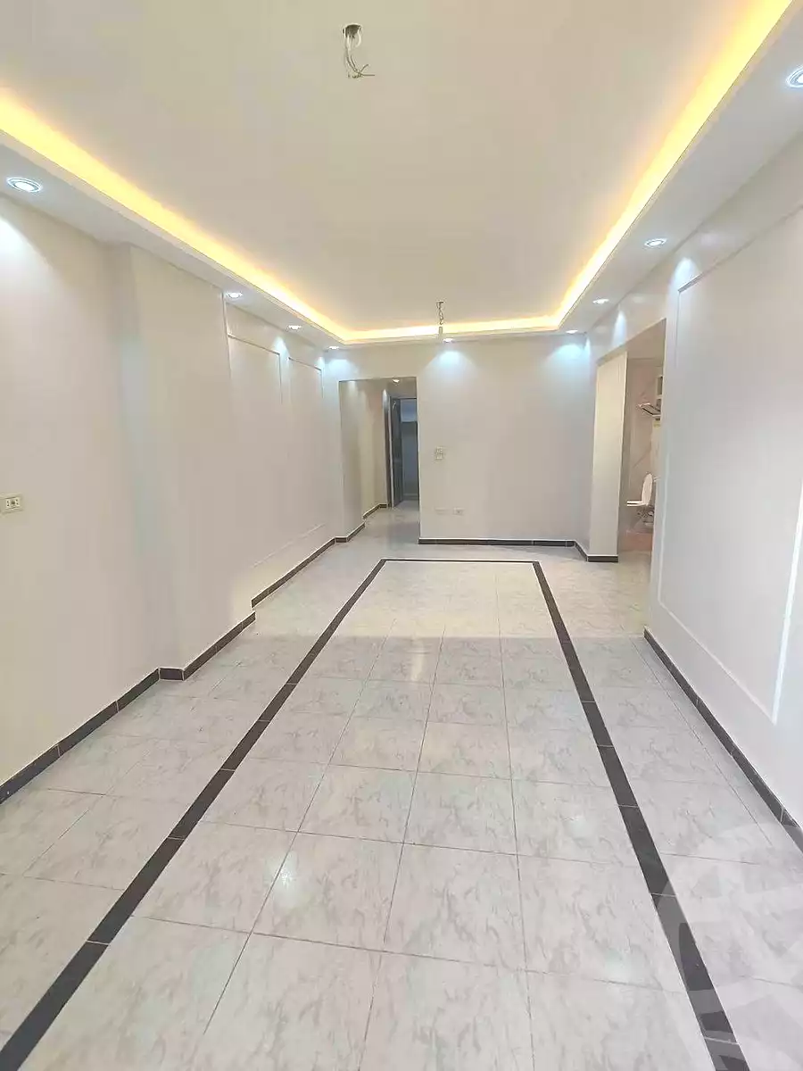 https://aqarmap.com.eg/ar/listing/7318253-for-sale-alexandria-sydy-bshr-sydy-bshr-bhry-gamal-abd-el-nasir-st