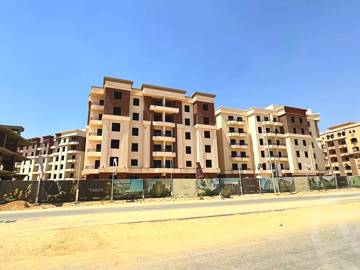 https://aqarmap.com.eg/en/listing/7318338-for-sale-cairo-new-cairo-compounds-century-city-compound-vintage-development