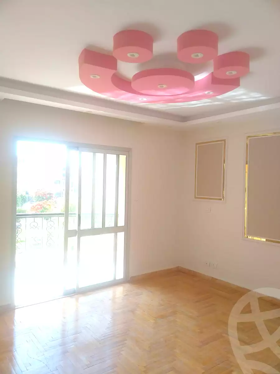 https://aqarmap.com.eg/ar/listing/7318369-for-rent-cairo-new-cairo-lrhb-city-mtdd-lrhb-phase-8
