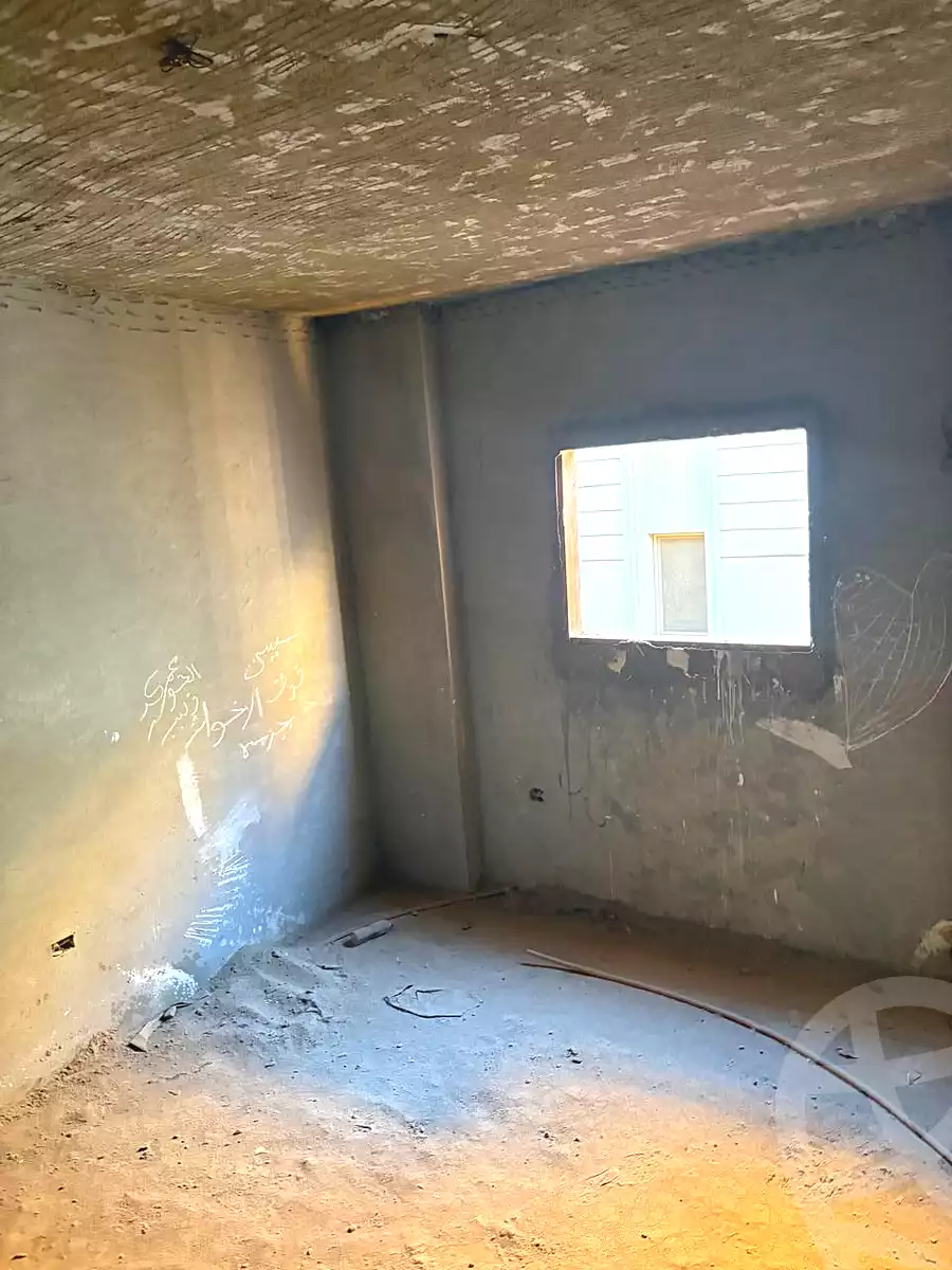 https://aqarmap.com.eg/ar/listing/7318510-for-sale-cairo-new-cairo-compounds-el-mostashareen-compound