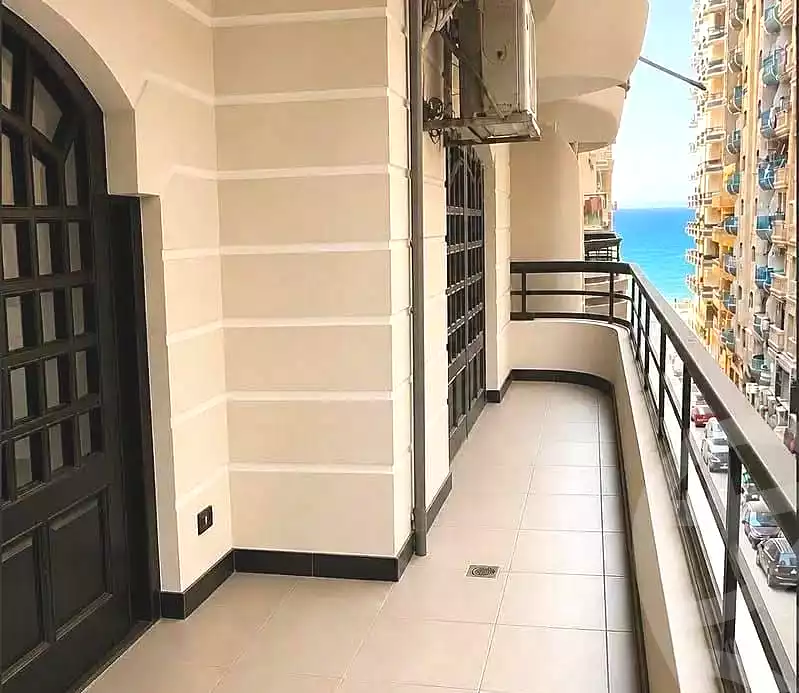 https://aqarmap.com.eg/ar/listing/7318484-for-sale-alexandria-sydy-bshr-sydy-bshr-bhry-shr-khld-bn-lwlyd