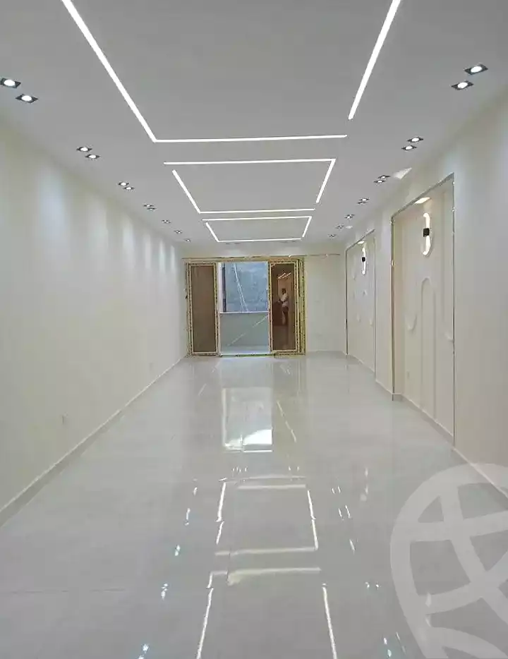 https://aqarmap.com.eg/ar/listing/7318861-for-sale-alexandria-sydy-bshr-sydy-bshr-bhry