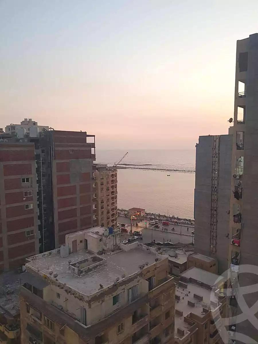 https://aqarmap.com.eg/ar/listing/7319112-for-sale-alexandria-sydy-bshr-sydy-bshr-bhry-shr-khld-bn-lwlyd