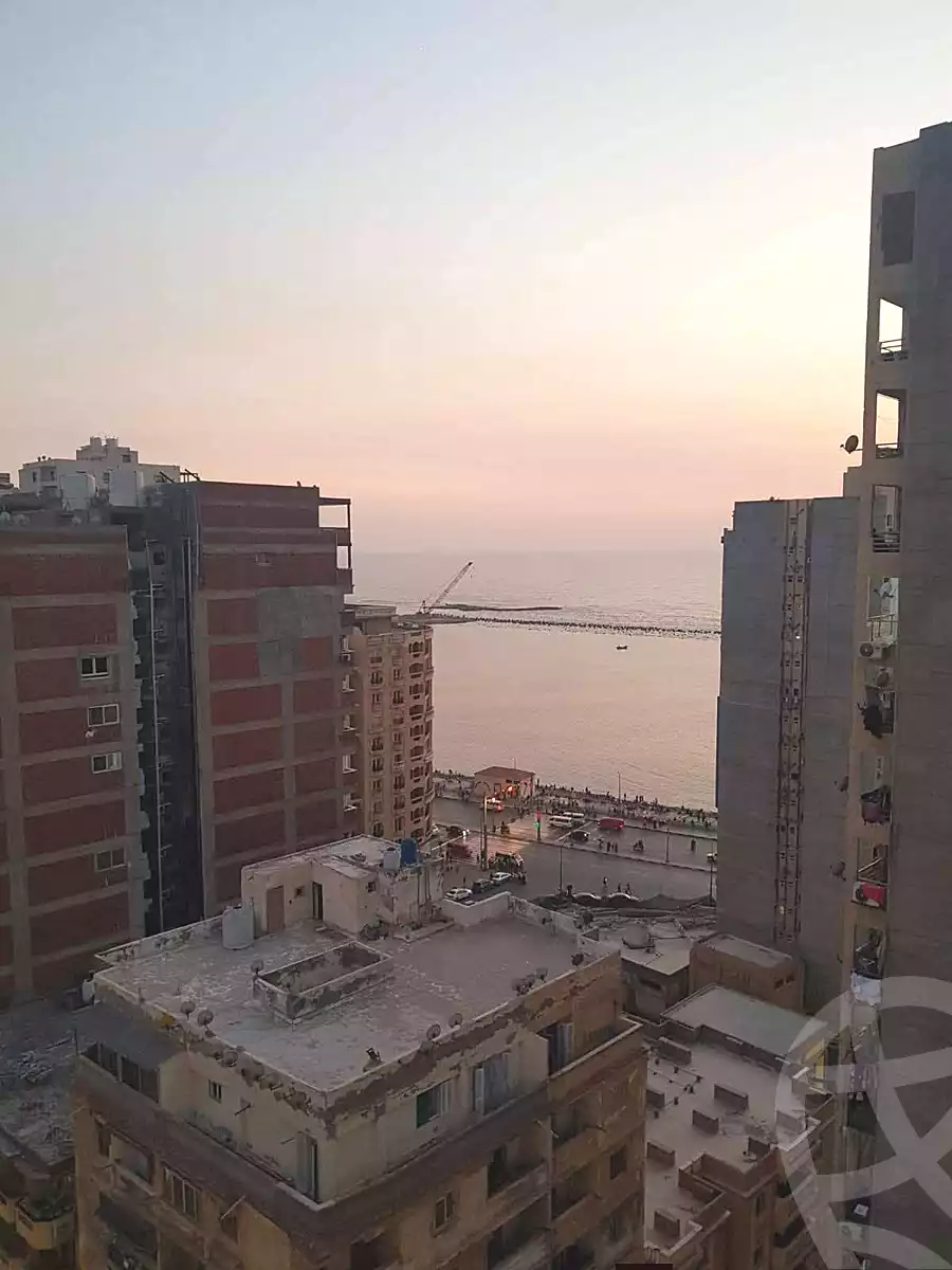 https://aqarmap.com.eg/ar/listing/7319119-for-sale-alexandria-sydy-bshr-sydy-bshr-bhry-shr-khld-bn-lwlyd
