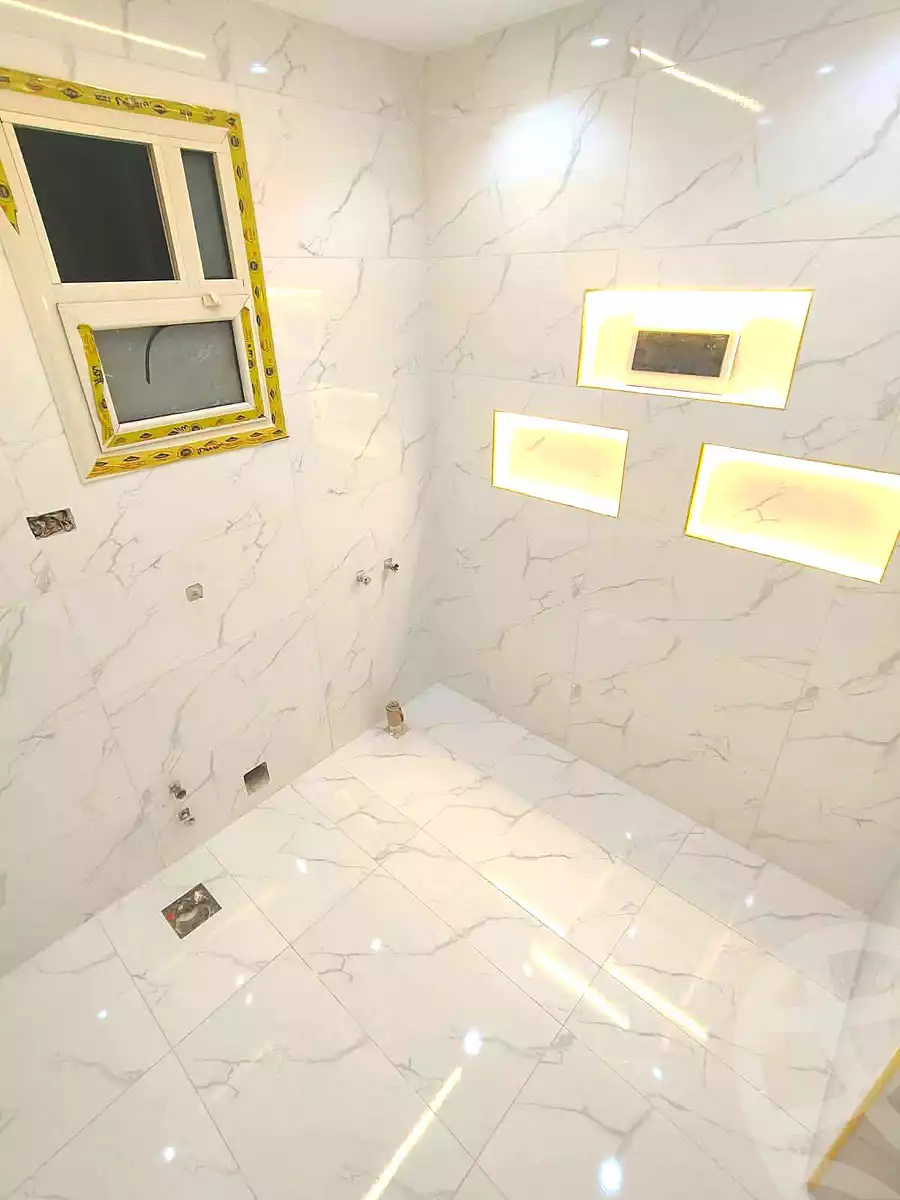 https://aqarmap.com.eg/en/listing/7319224-for-sale-alexandria-sydy-bshr-sydy-bshr-bhry-street-17