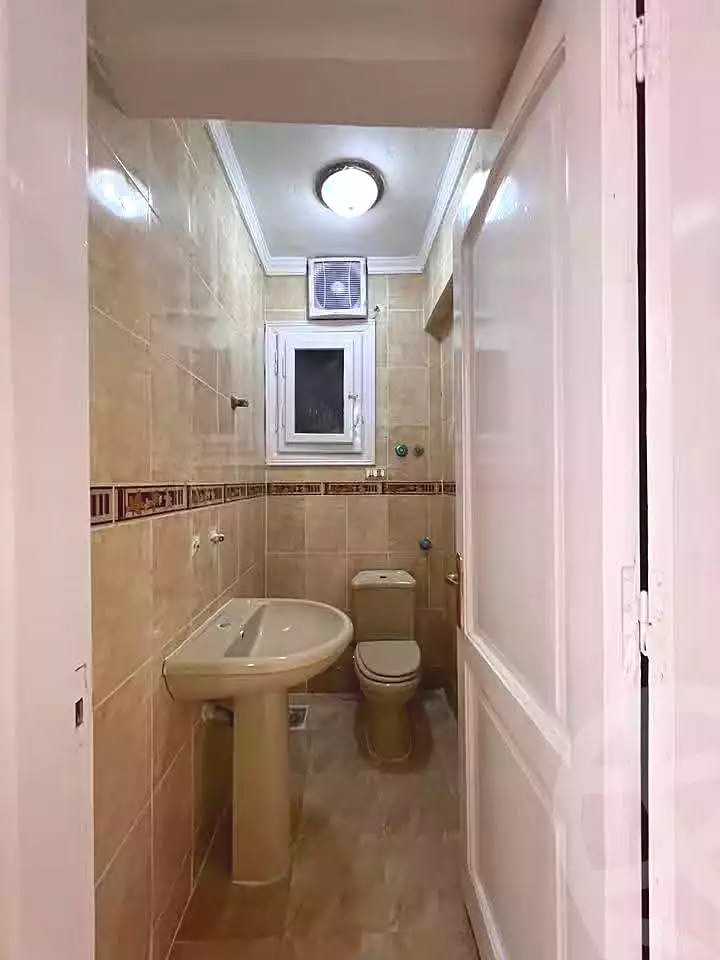 https://aqarmap.com.eg/en/listing/7319452-for-sale-alexandria-al-agamy-shataa-el-nakheel