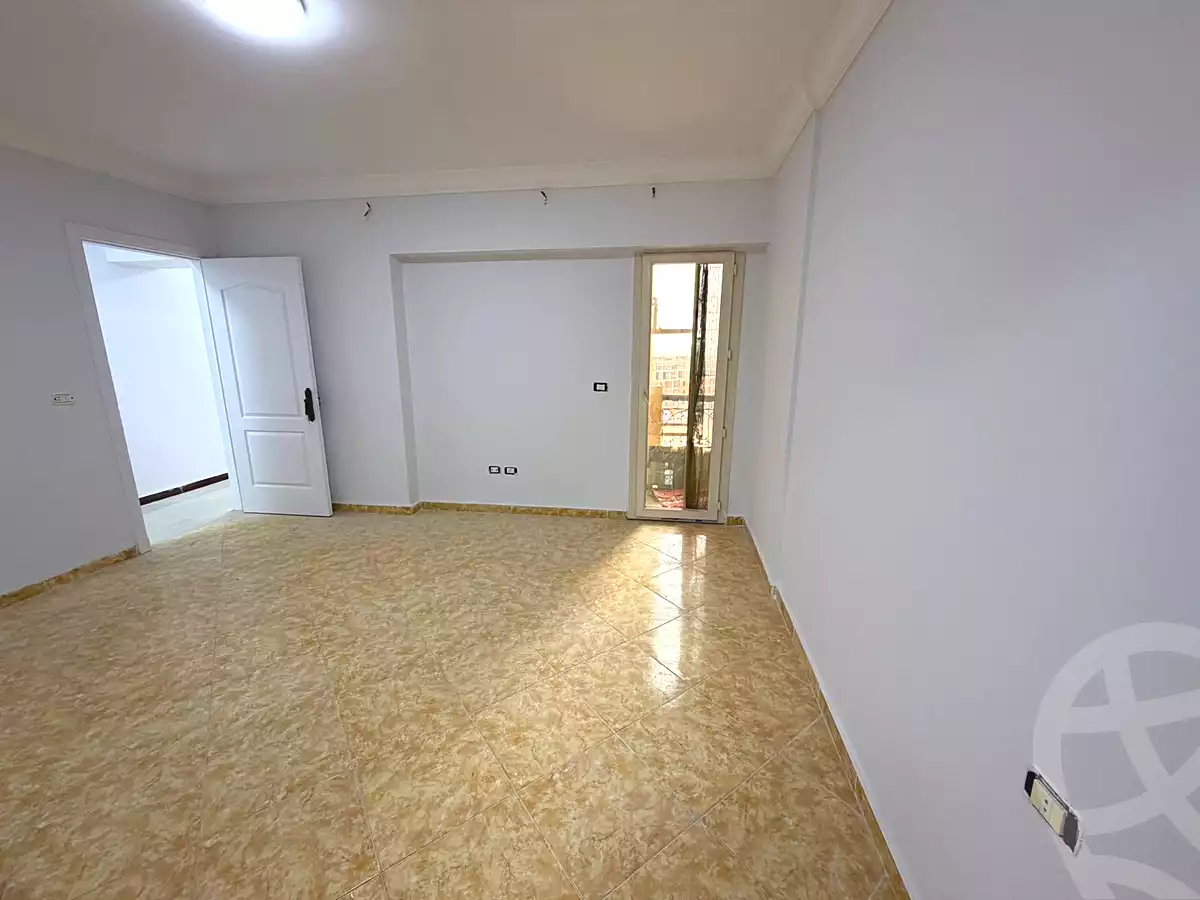 https://aqarmap.com.eg/en/listing/7319460-for-sale-alexandria-el-montazah