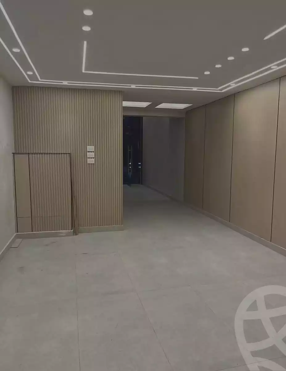 https://aqarmap.com.eg/ar/listing/7319474-for-sale-alexandria-lauran