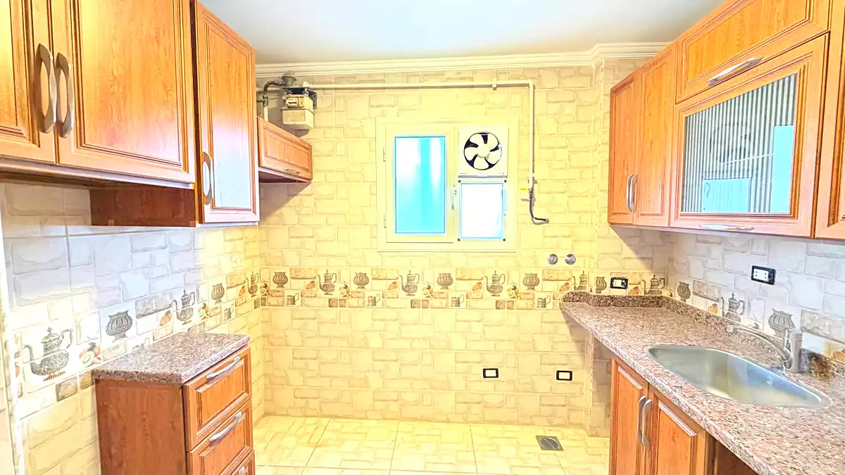 https://aqarmap.com.eg/en/listing/7319543-for-rent-alexandria-ganaklis