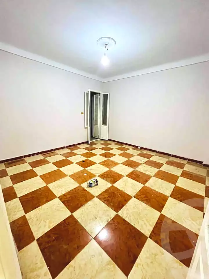 https://aqarmap.com.eg/ar/listing/7319559-for-sale-alexandria-lsywf-el-falki-street-16-el-eslah