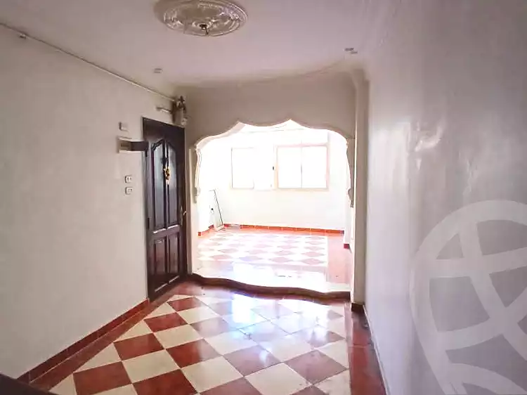 https://aqarmap.com.eg/ar/listing/7319597-for-sale-alexandria-lsywf-el-falki